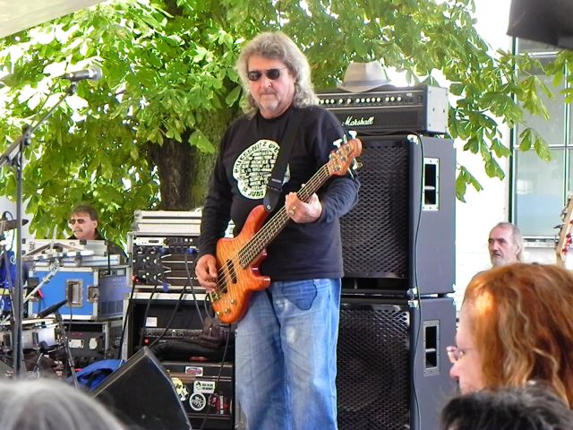 Andrea  präsentiert sich hier ein wenig fleckig.