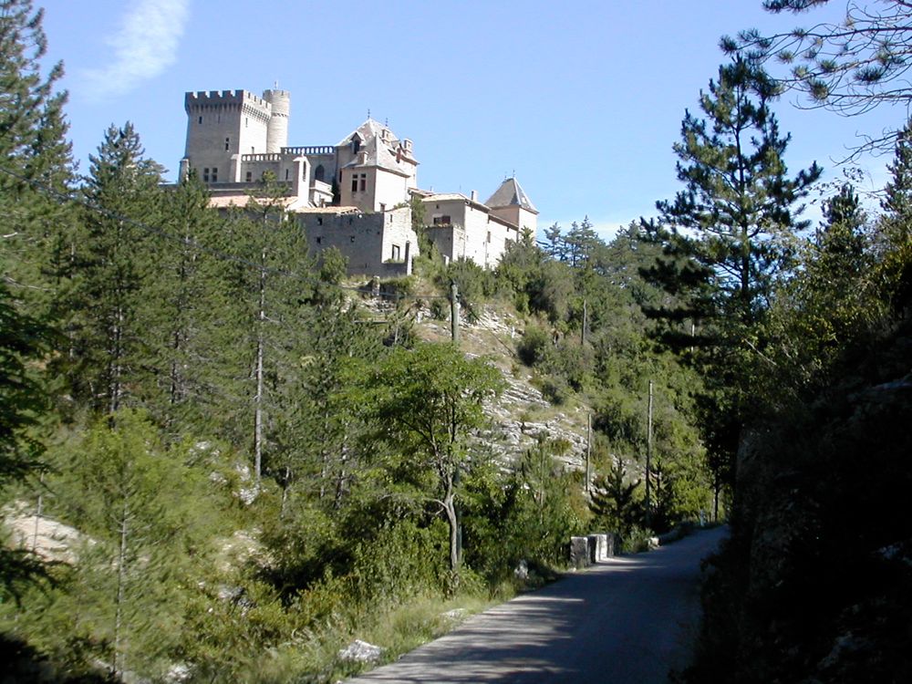 Burg Aulan